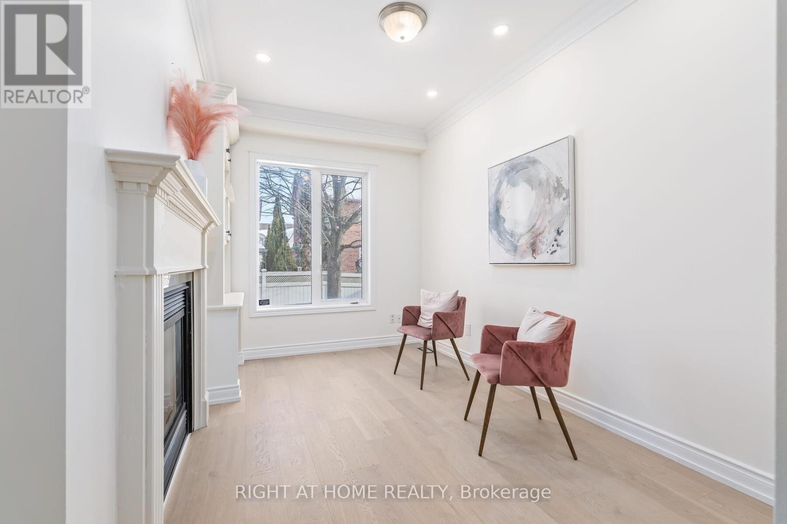 












3352 PETRIE WAY

,
Oakville (BR Bronte),




Ontario
L6L6V8

