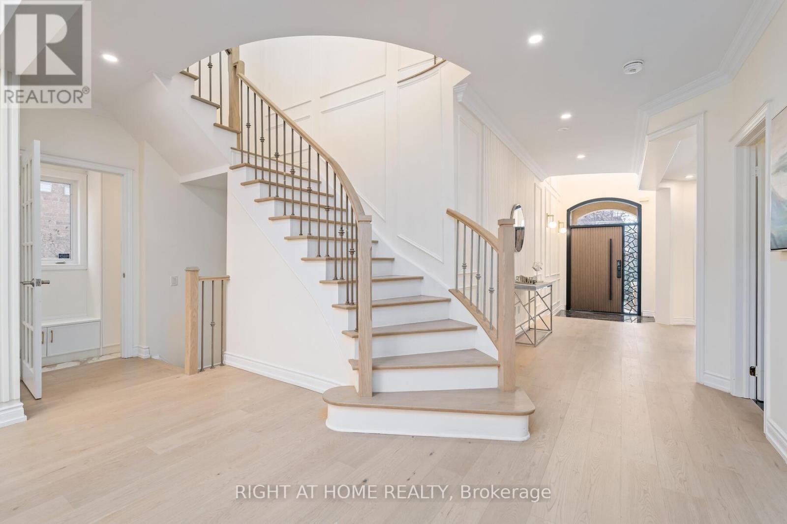 












3352 PETRIE WAY

,
Oakville (BR Bronte),




Ontario
L6L6V8

