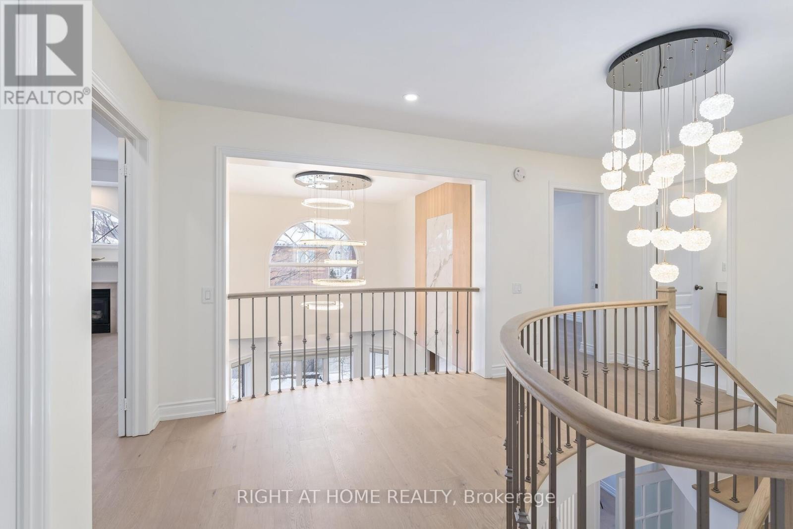 












3352 PETRIE WAY

,
Oakville (BR Bronte),




Ontario
L6L6V8

