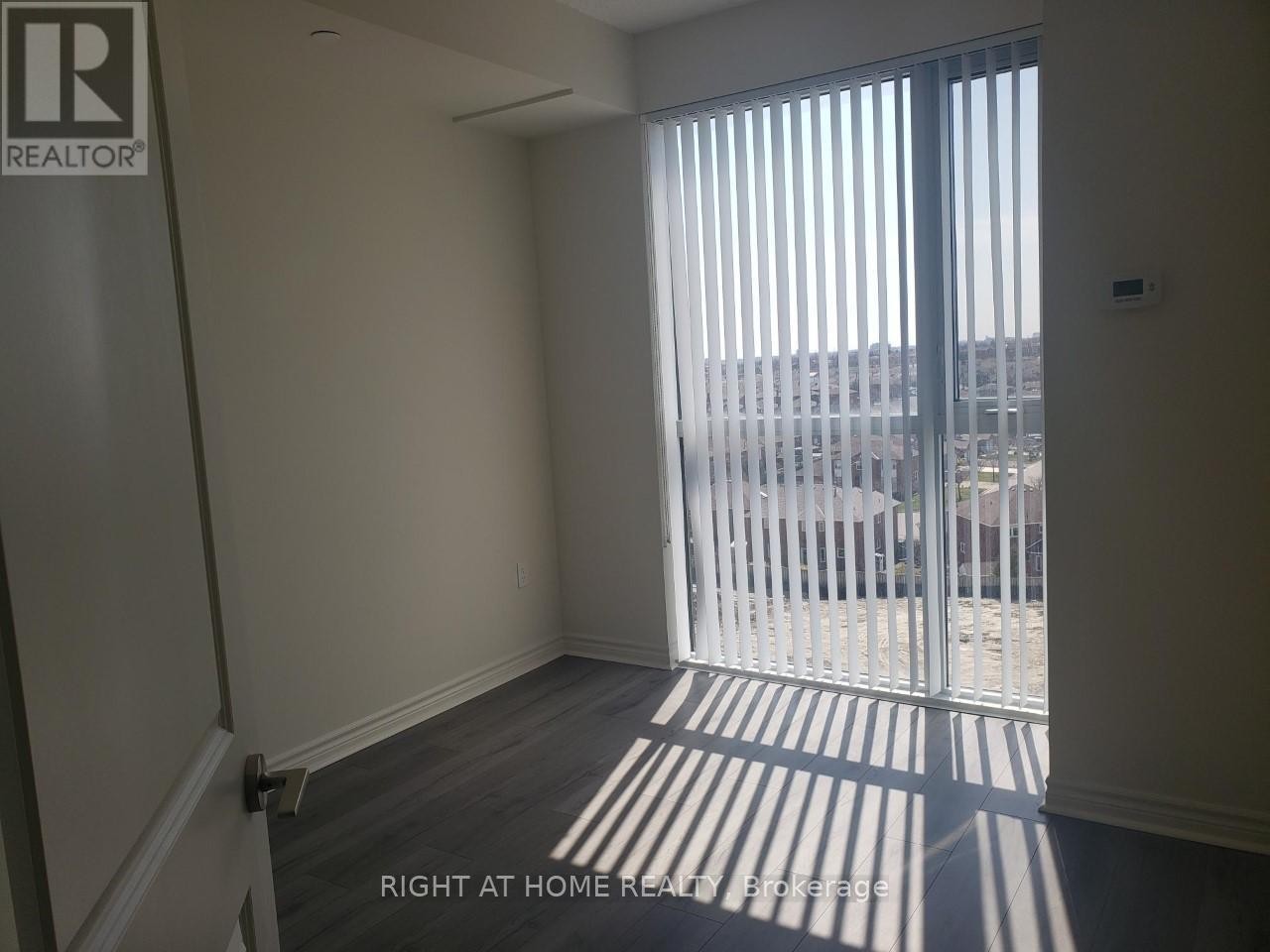 












816 - 349 RATHBURN ROAD W

,
Mississauga (Creditview),




Ontario
L5B0G9

