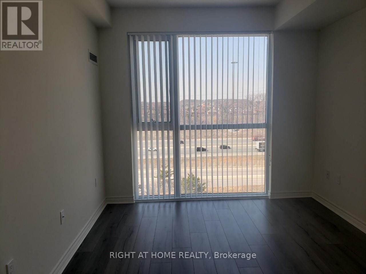 












816 - 349 RATHBURN ROAD W

,
Mississauga (Creditview),




Ontario
L5B0G9

