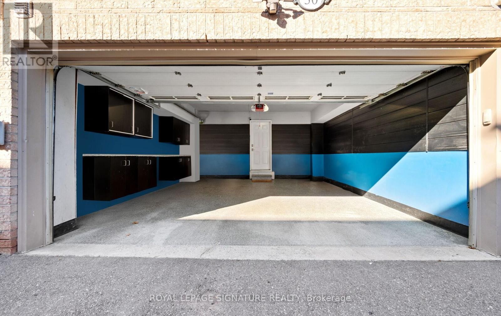 












30 LEGION ROAD

,
Toronto (Mimico),




Ontario
M8V4C5

