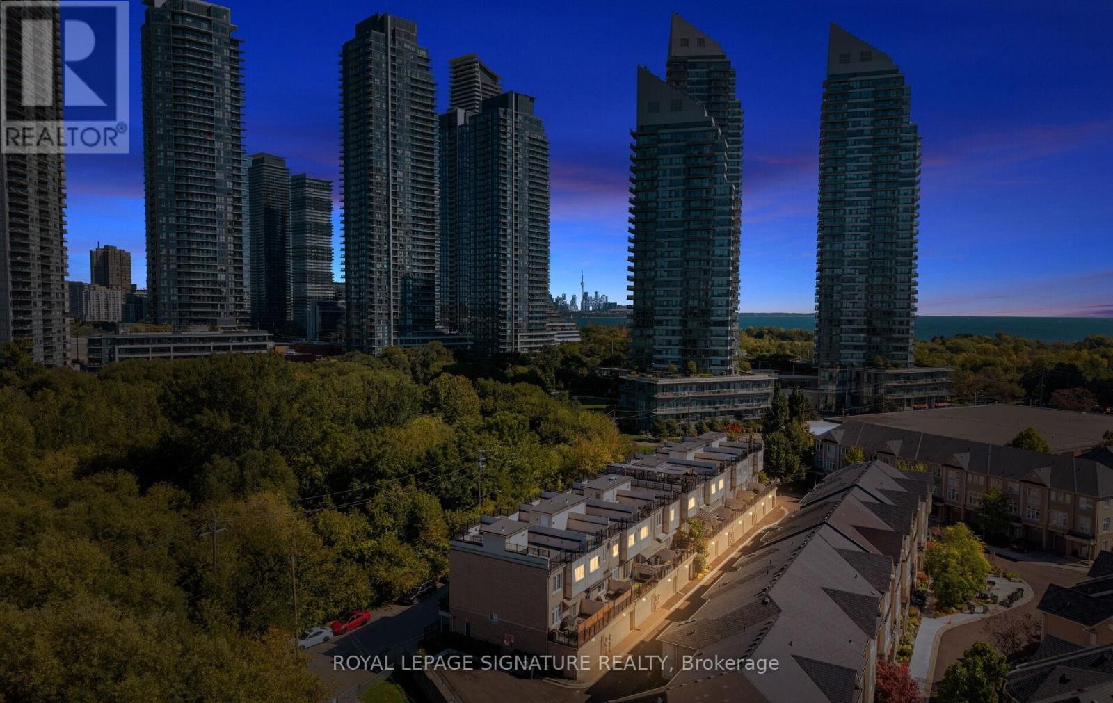 












30 LEGION ROAD

,
Toronto (Mimico),




Ontario
M8V4C5

