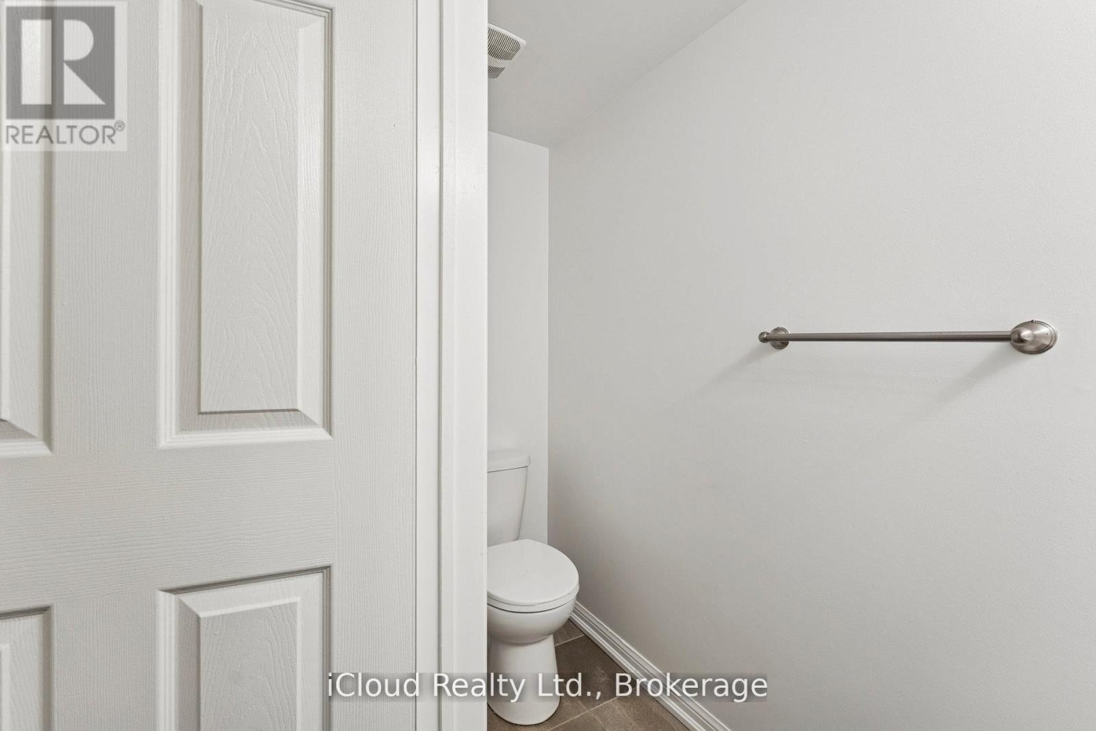 












193 - 250 SUNNY MEADOW BOULEVARD

,
Brampton (Sandringham-Wellington),




Ontario
L6R2Y7

