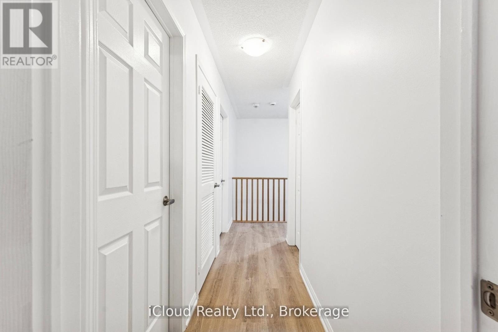 












193 - 250 SUNNY MEADOW BOULEVARD

,
Brampton (Sandringham-Wellington),




Ontario
L6R2Y7

