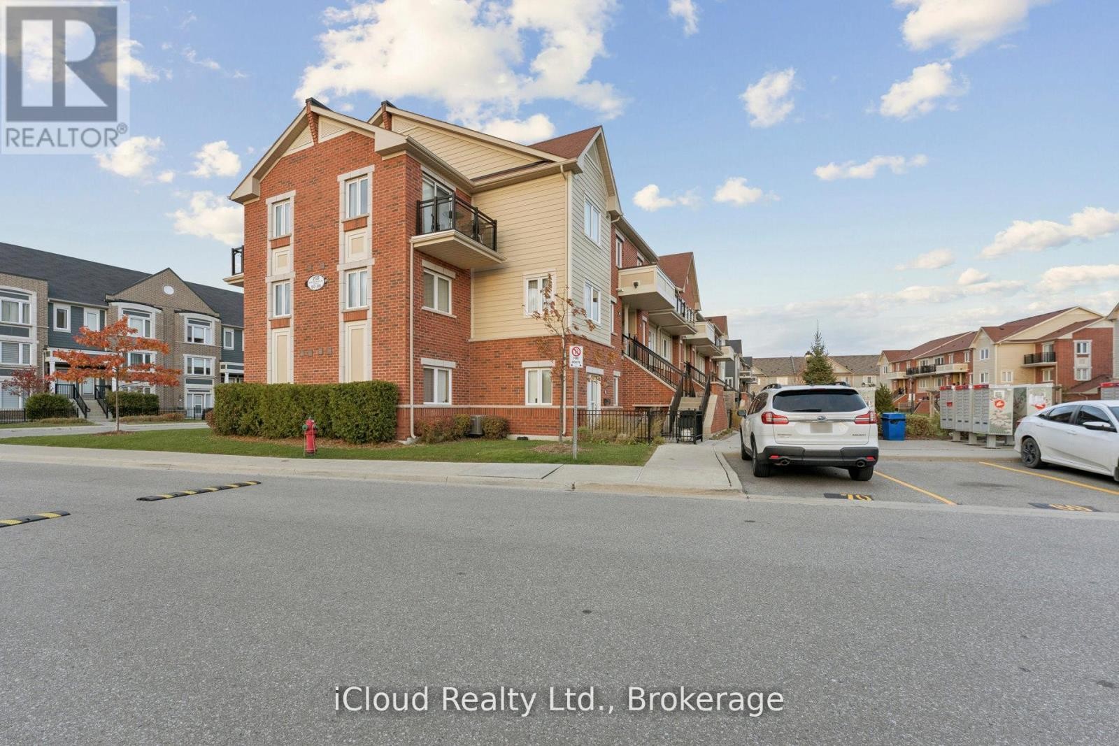 












193 - 250 SUNNY MEADOW BOULEVARD

,
Brampton (Sandringham-Wellington),




Ontario
L6R2Y7

