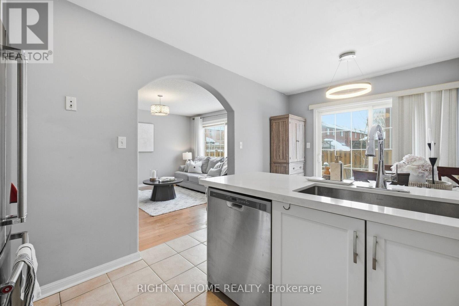 












1457 CLARK BOULEVARD

,
Milton (BE Beaty),




Ontario
L9T6M5

