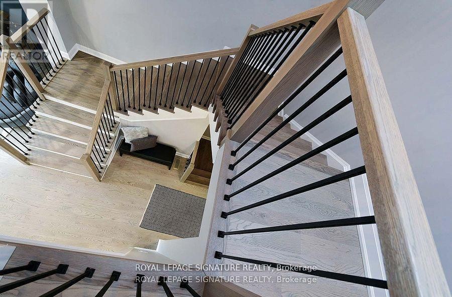 












1467 LAKEPORT CRESCENT

,
Oakville (JM Joshua Meadows),




Ontario
L6H3S1

