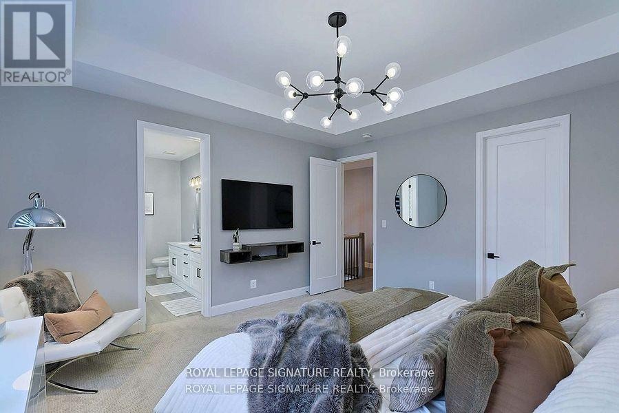 












1467 LAKEPORT CRESCENT

,
Oakville (JM Joshua Meadows),




Ontario
L6H3S1

