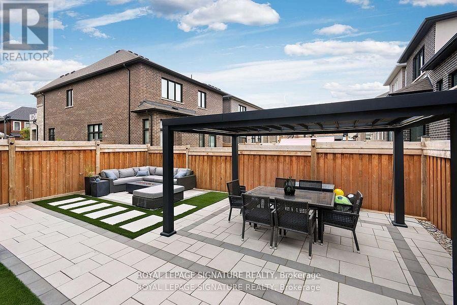 












1467 LAKEPORT CRESCENT

,
Oakville (JM Joshua Meadows),




Ontario
L6H3S1

