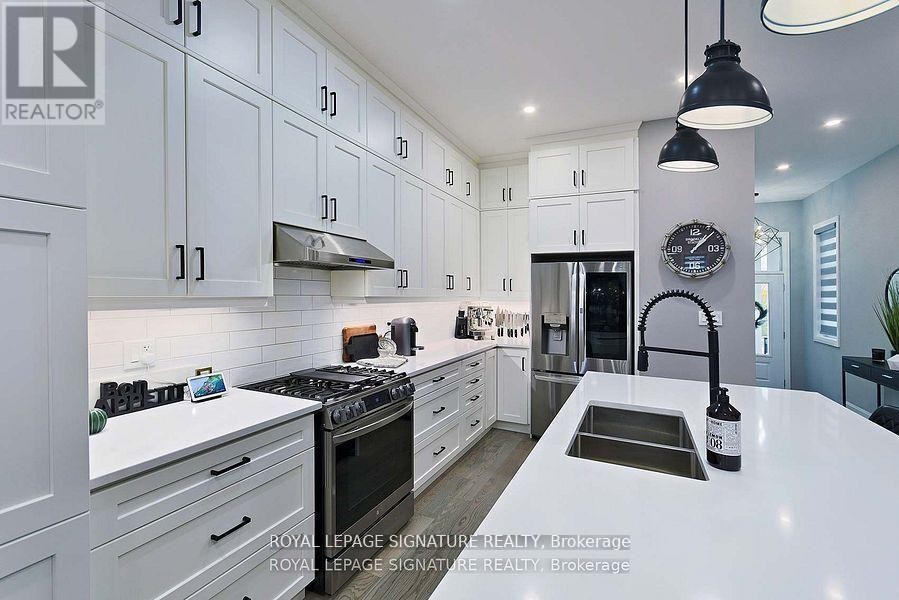 












1467 LAKEPORT CRESCENT

,
Oakville (JM Joshua Meadows),




Ontario
L6H3S1

