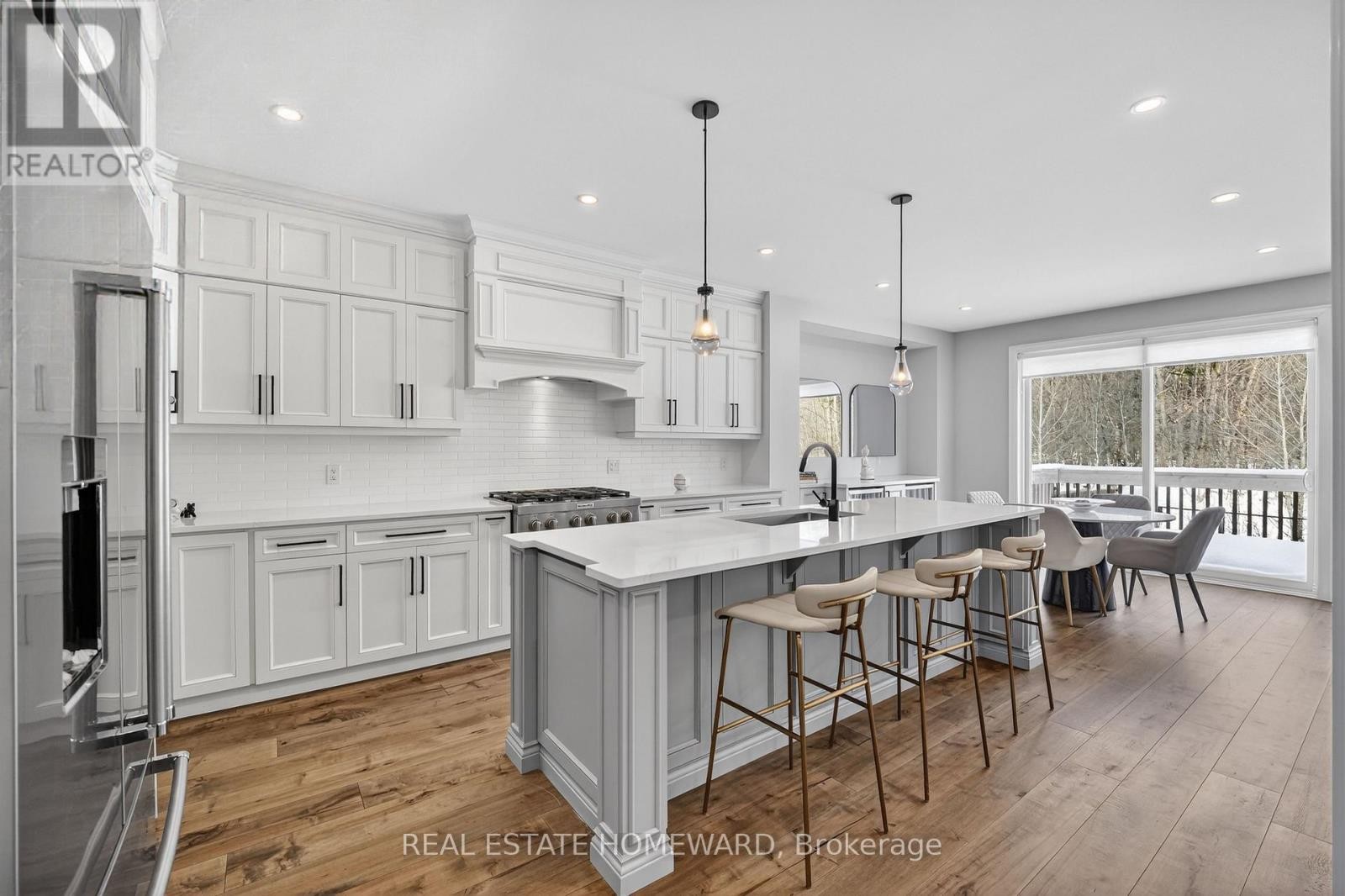 












3329 VERNON POWELL DRIVE

,
Oakville (GO Glenorchy),




Ontario
L6H0Y4

