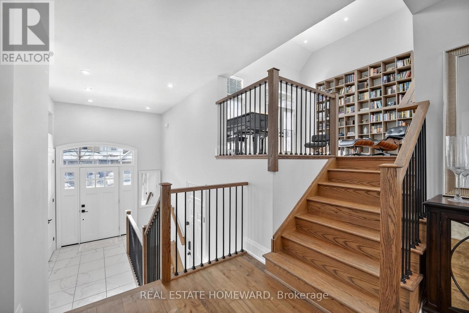 












3329 VERNON POWELL DRIVE

,
Oakville (GO Glenorchy),




Ontario
L6H0Y4

