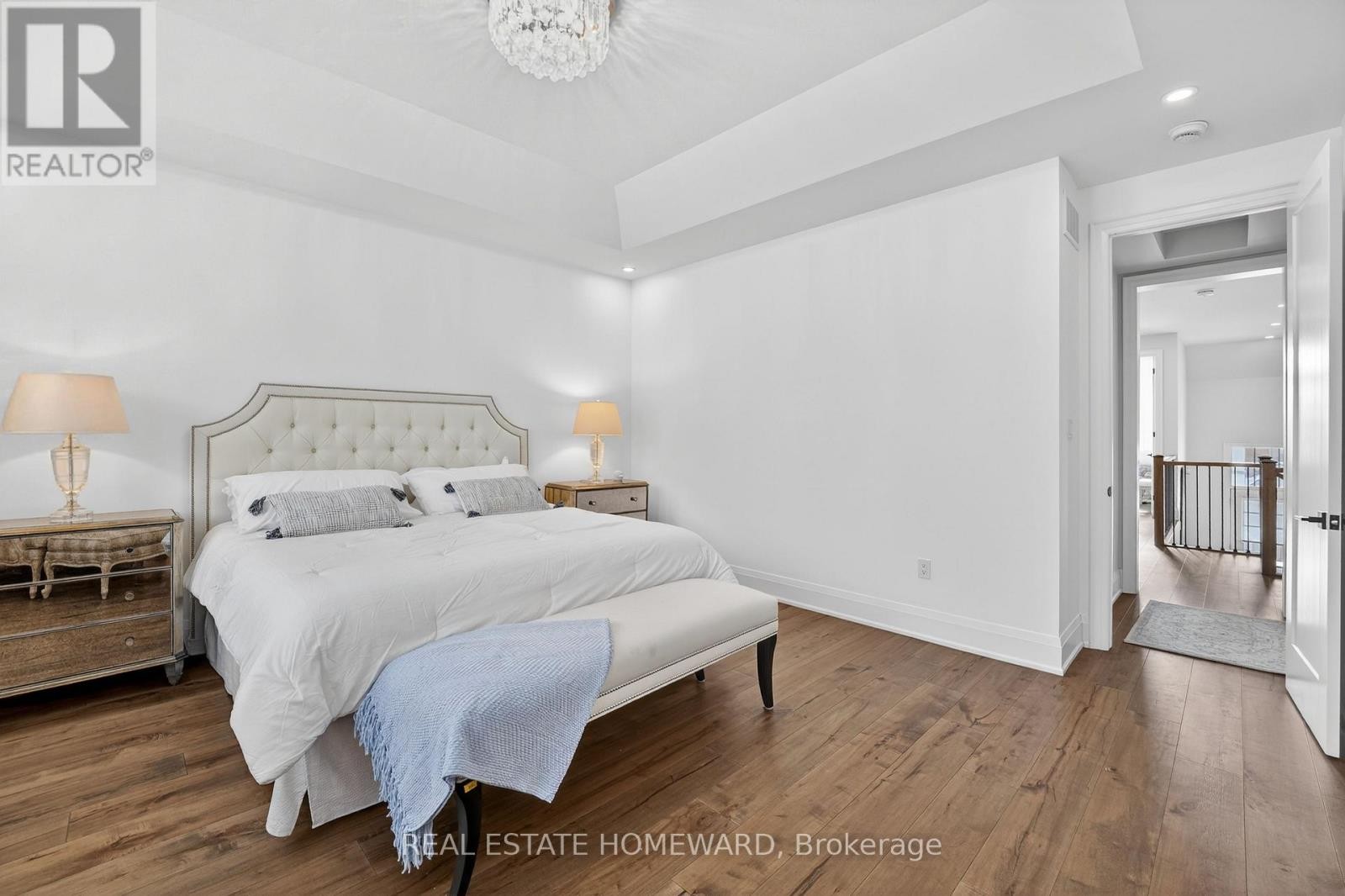 












3329 VERNON POWELL DRIVE

,
Oakville (GO Glenorchy),




Ontario
L6H0Y4

