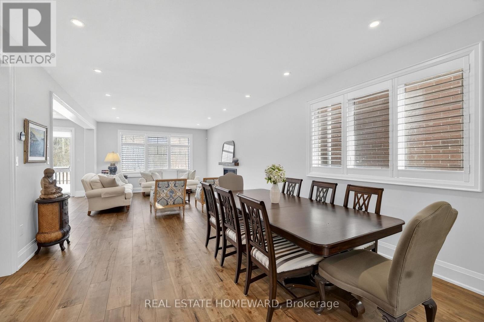 












3329 VERNON POWELL DRIVE

,
Oakville (GO Glenorchy),




Ontario
L6H0Y4

