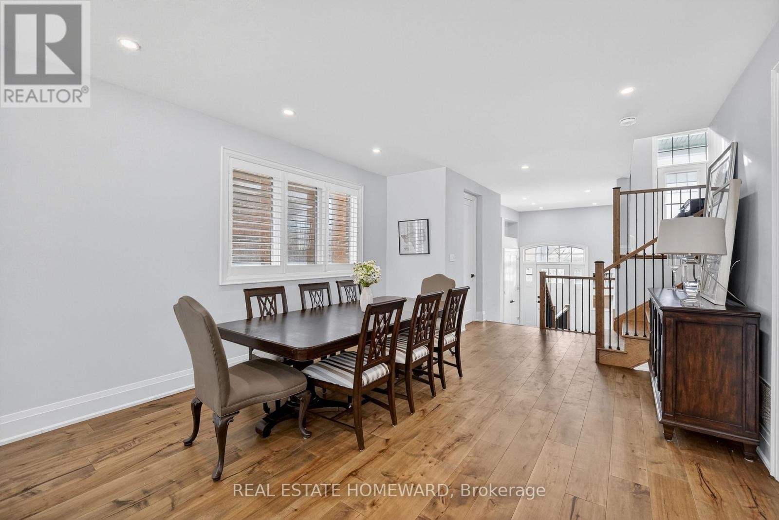 












3329 VERNON POWELL DRIVE

,
Oakville (GO Glenorchy),




Ontario
L6H0Y4

