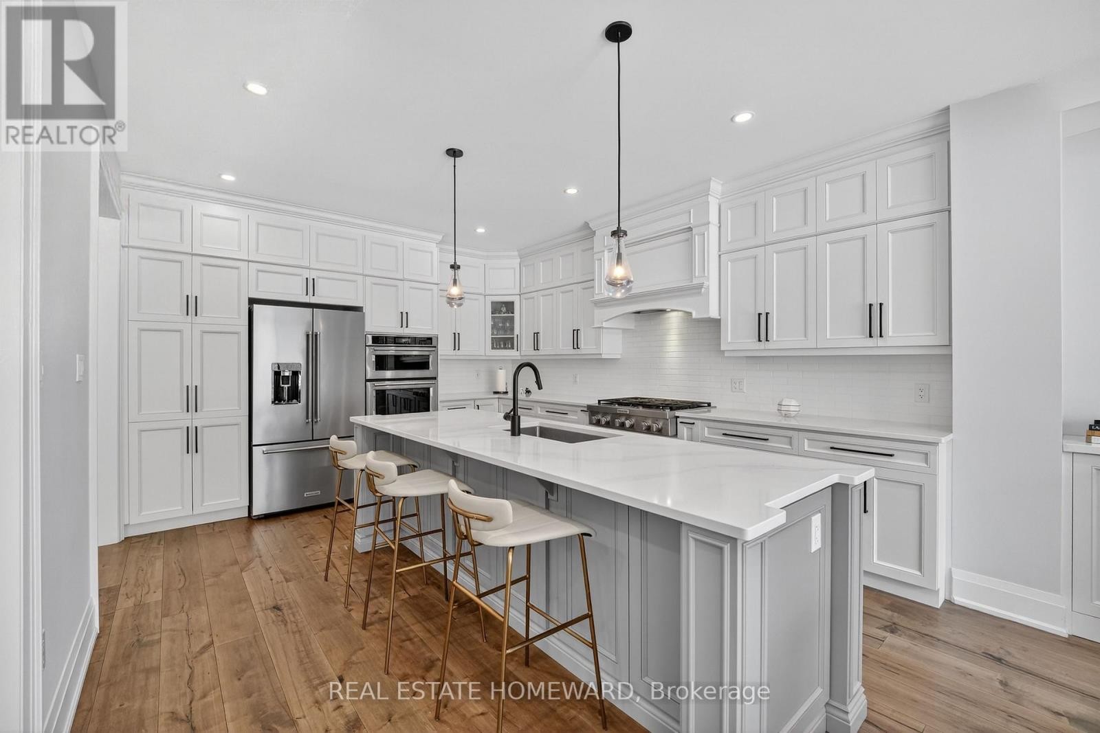 












3329 VERNON POWELL DRIVE

,
Oakville (GO Glenorchy),




Ontario
L6H0Y4

