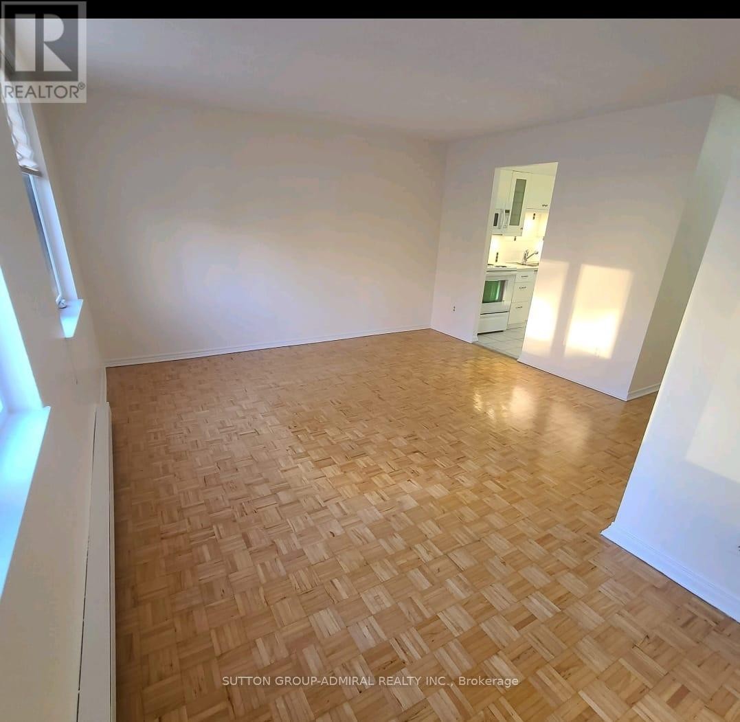 












#1 - 5128A DUNDAS STREET W

,
Toronto (Islington-City Centre West),




Ontario
M9A1C2

