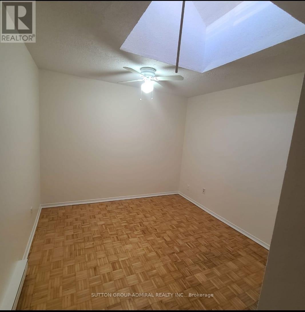 












#1 - 5128A DUNDAS STREET W

,
Toronto (Islington-City Centre West),




Ontario
M9A1C2

