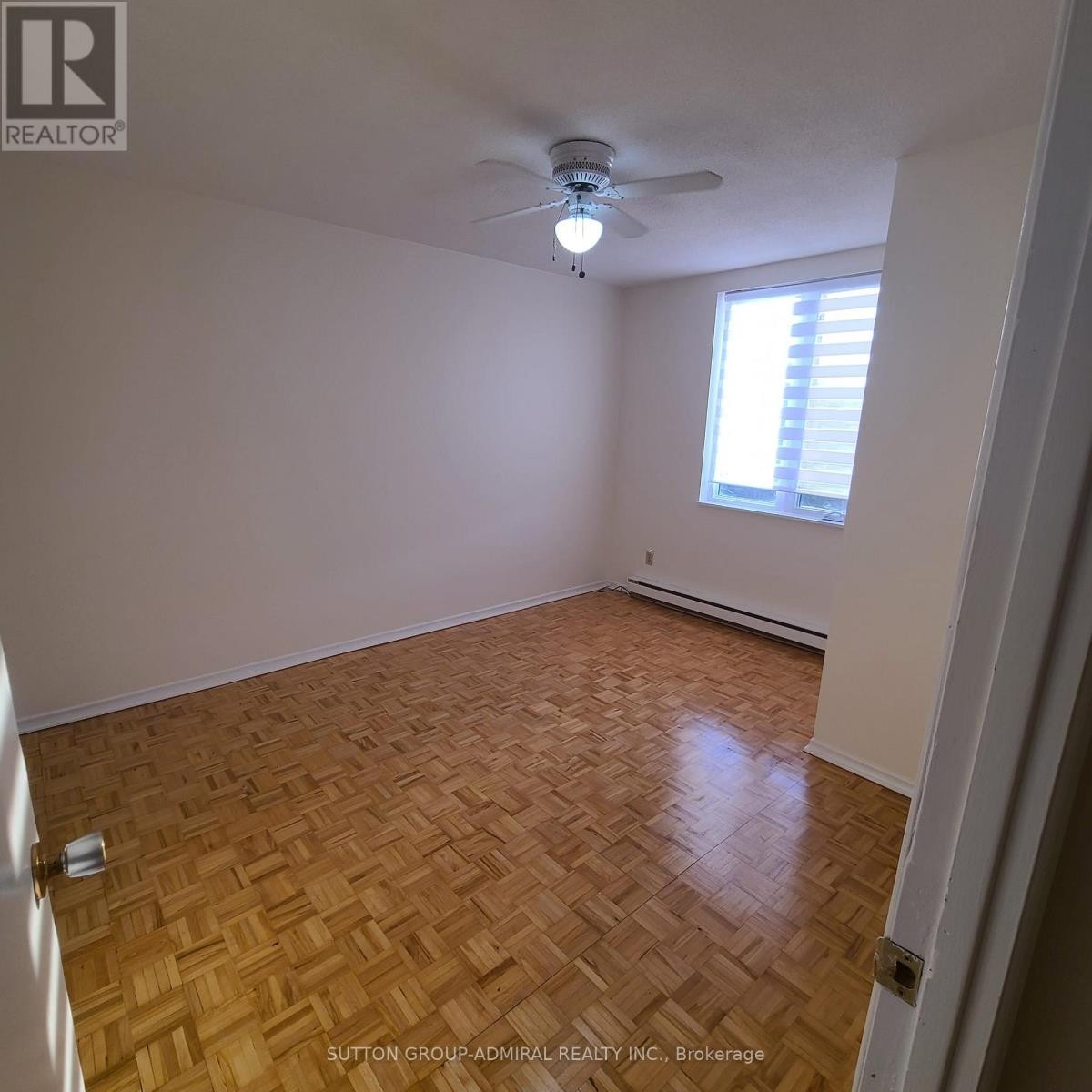 












#1 - 5128A DUNDAS STREET W

,
Toronto (Islington-City Centre West),




Ontario
M9A1C2

