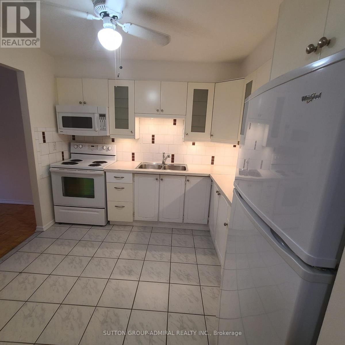 












#1 - 5128A DUNDAS STREET W

,
Toronto (Islington-City Centre West),




Ontario
M9A1C2

