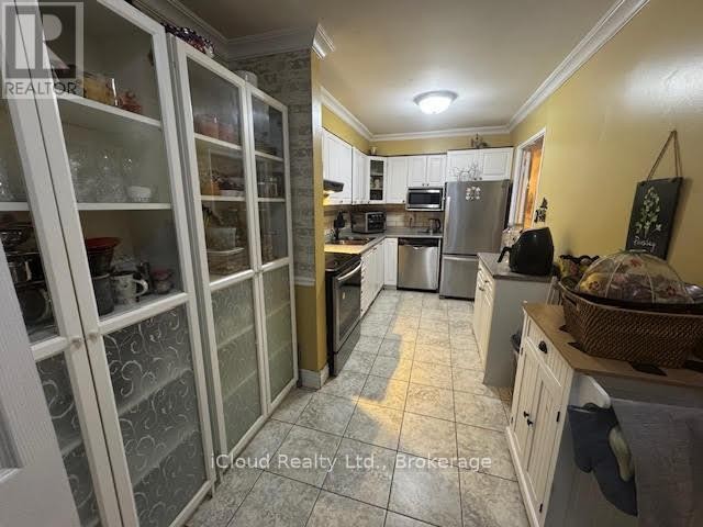 












1605 - 50 ELM DRIVE E

,
Mississauga (Mississauga Valleys),




Ontario
L5A3X2

