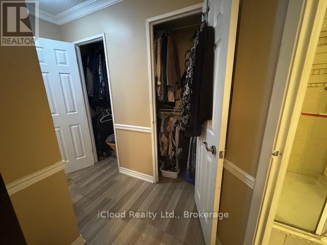 












1605 - 50 ELM DRIVE E

,
Mississauga (Mississauga Valleys),




Ontario
L5A3X2

