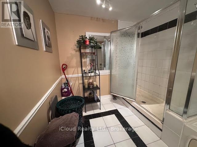 












1605 - 50 ELM DRIVE E

,
Mississauga (Mississauga Valleys),




Ontario
L5A3X2

