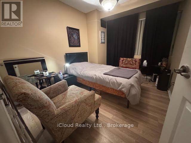 












1605 - 50 ELM DRIVE E

,
Mississauga (Mississauga Valleys),




Ontario
L5A3X2

