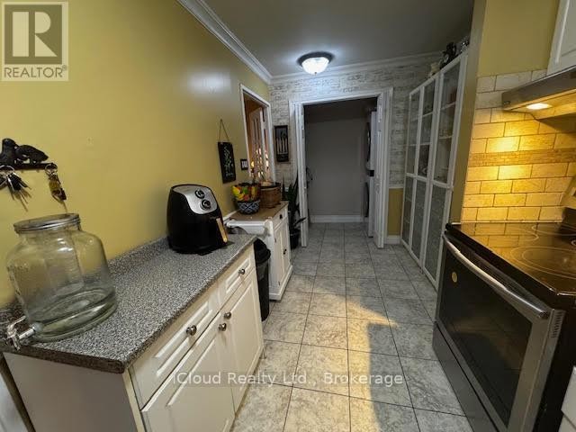 












1605 - 50 ELM DRIVE E

,
Mississauga (Mississauga Valleys),




Ontario
L5A3X2

