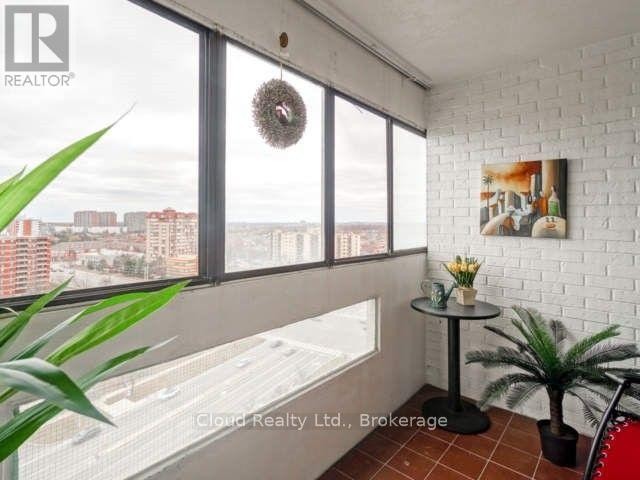 












1605 - 50 ELM DRIVE E

,
Mississauga (Mississauga Valleys),




Ontario
L5A3X2

