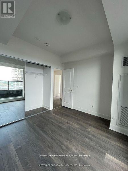 












604 - 297 OAK WALK DRIVE

,
Oakville (RO River Oaks),




Ontario
L6H3R6

