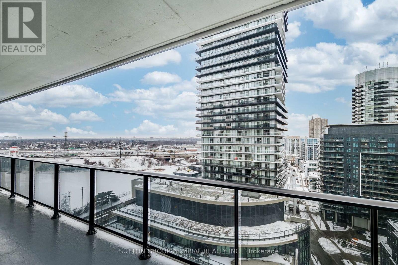 












1704 - 70 ANNIE CRAIG DRIVE

,
Toronto (Mimico),




Ontario
M8V0G2

