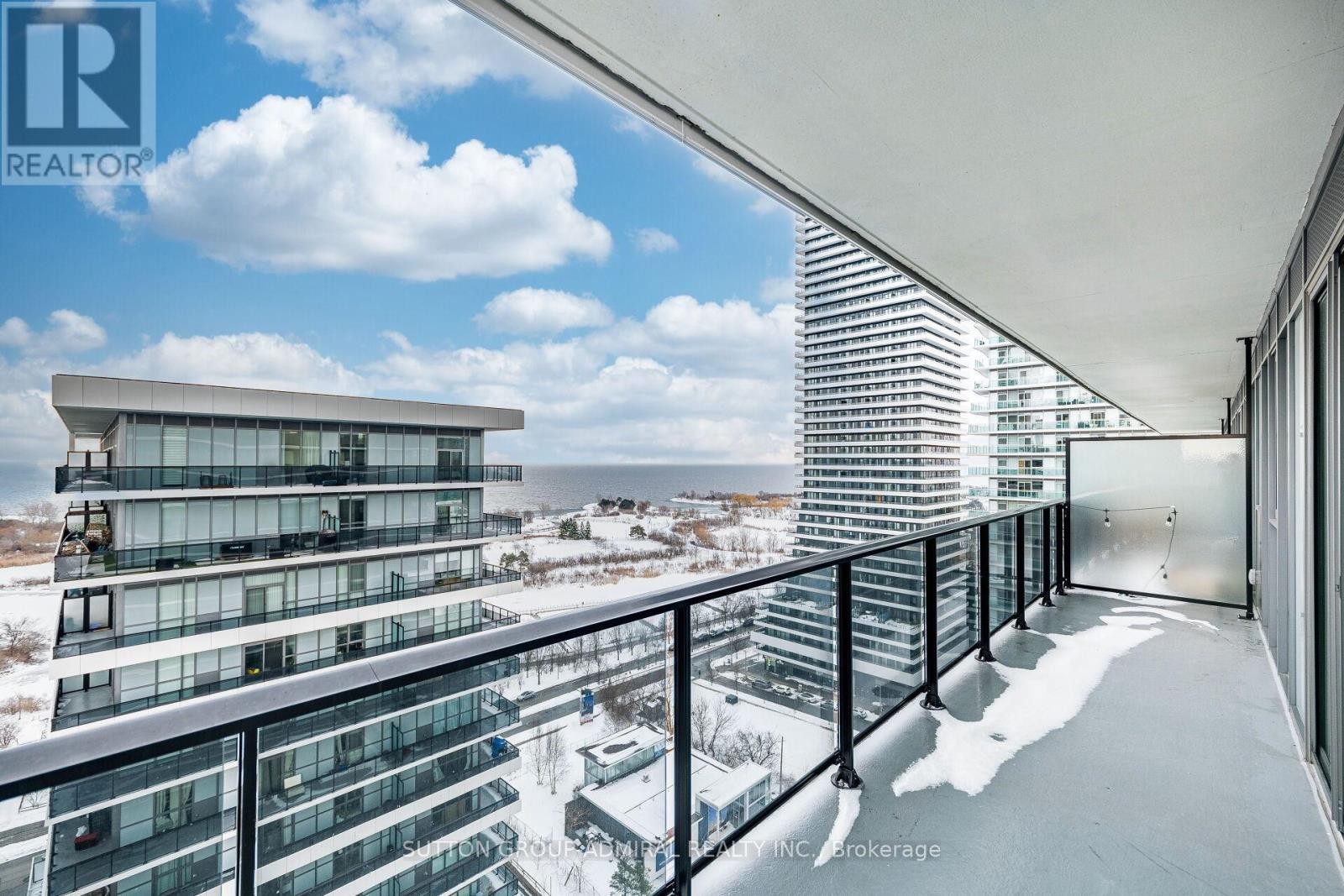 












1704 - 70 ANNIE CRAIG DRIVE

,
Toronto (Mimico),




Ontario
M8V0G2

