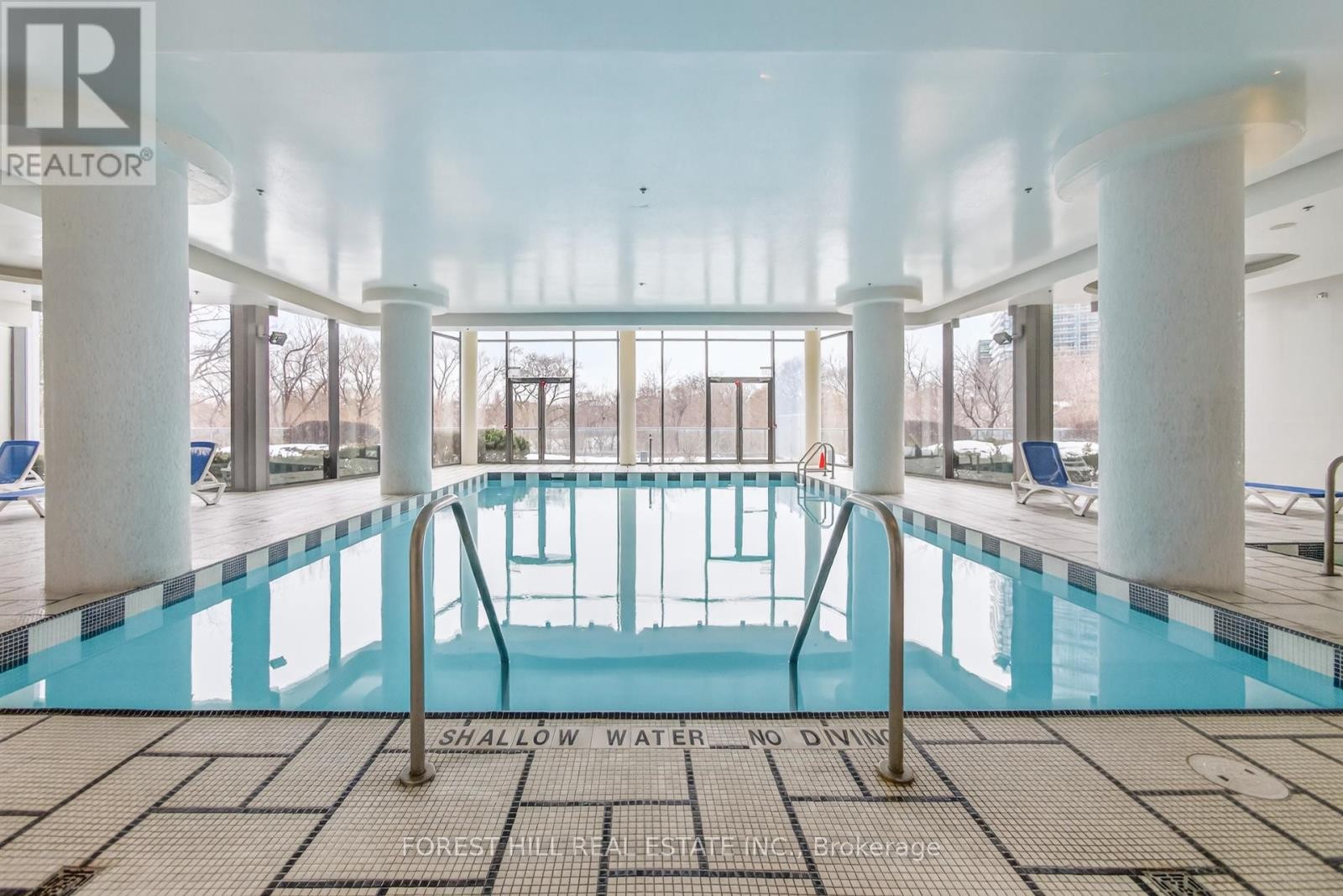 












509 - 88 PARK LAWN ROAD

,
Toronto (Mimico),




Ontario
M8Y0B5

