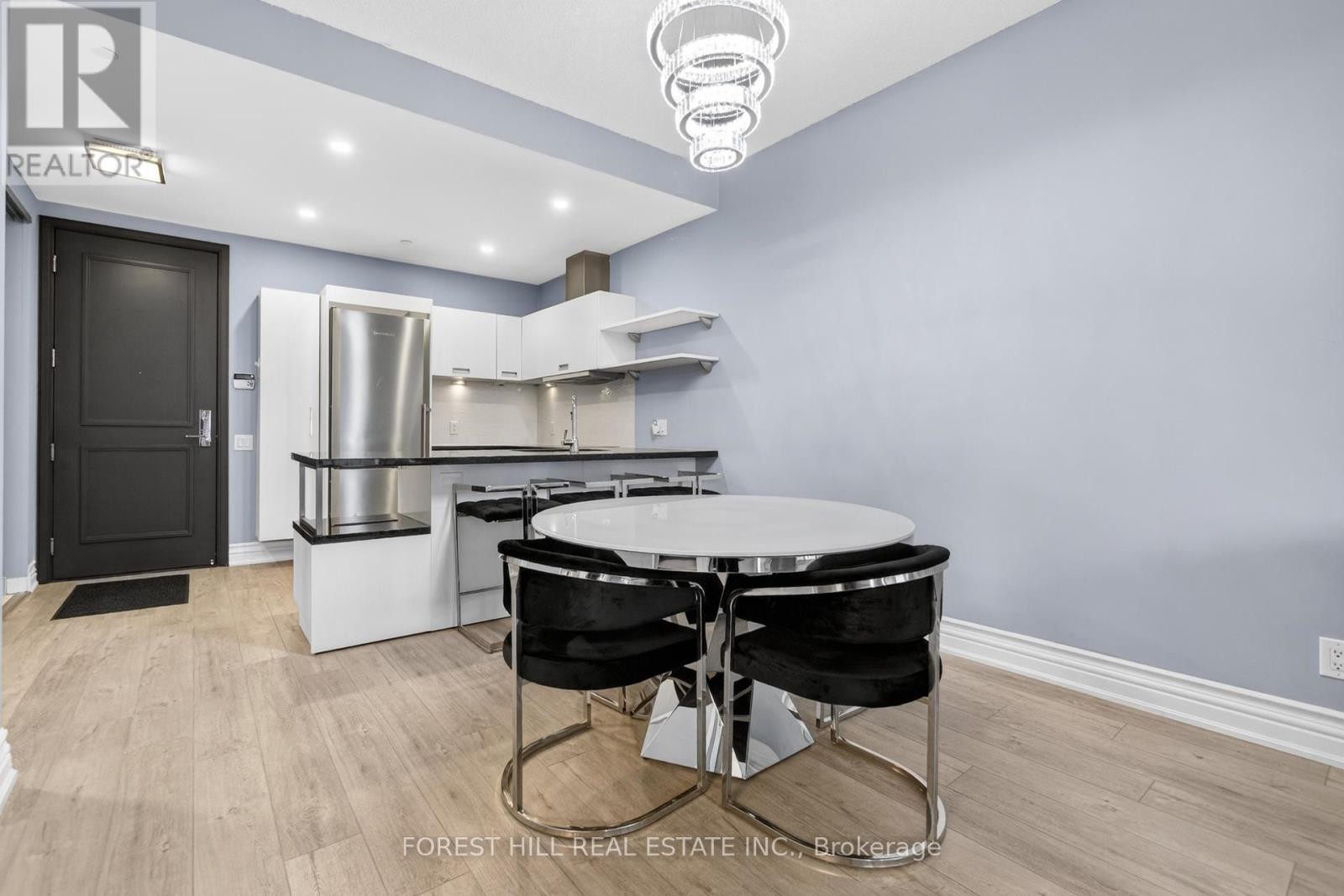 












509 - 88 PARK LAWN ROAD

,
Toronto (Mimico),




Ontario
M8Y0B5

