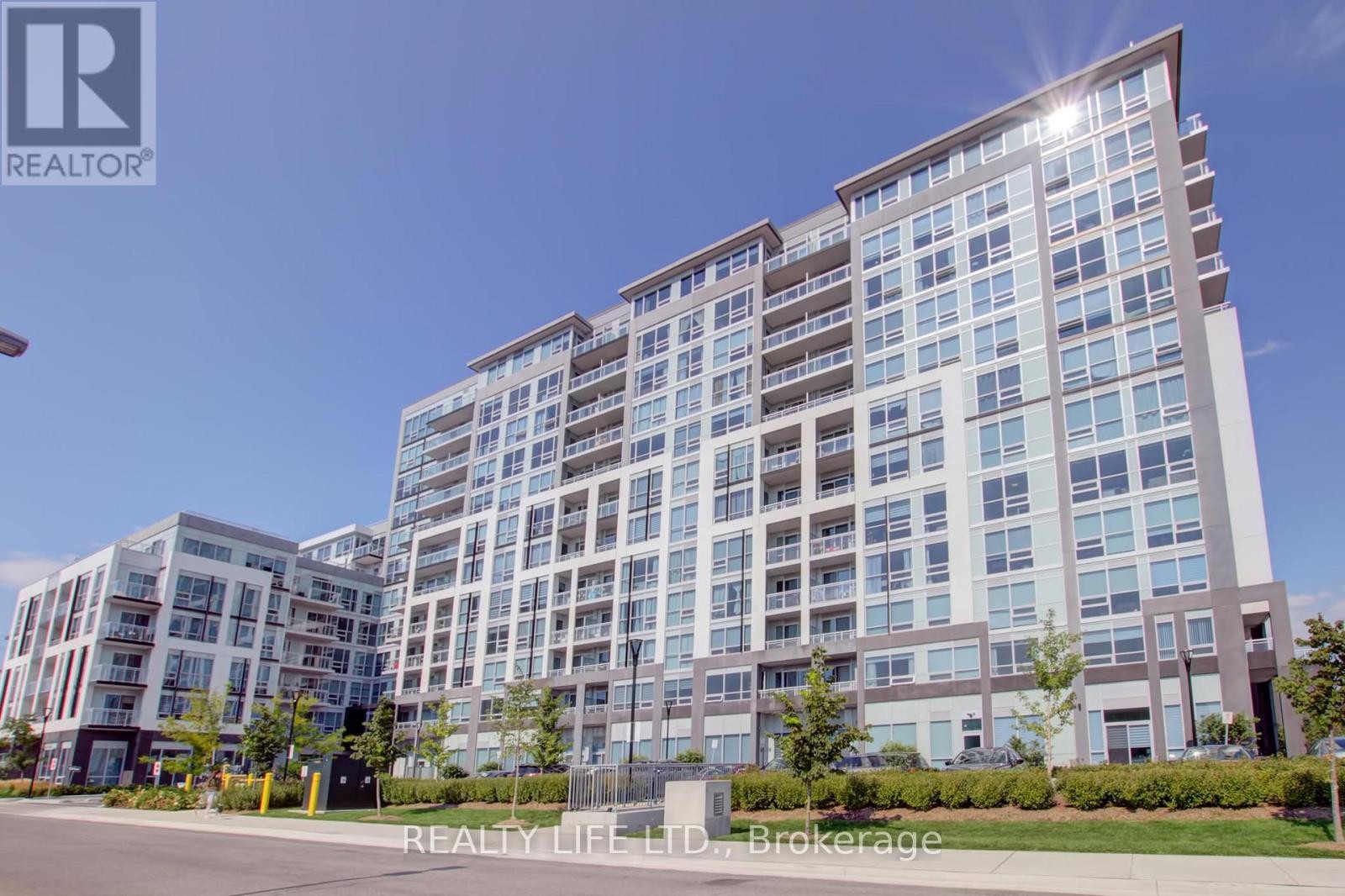 












1014 - 1050 MAIN STREET E

,
Milton (DE Dempsey),




Ontario
L9T9M3

