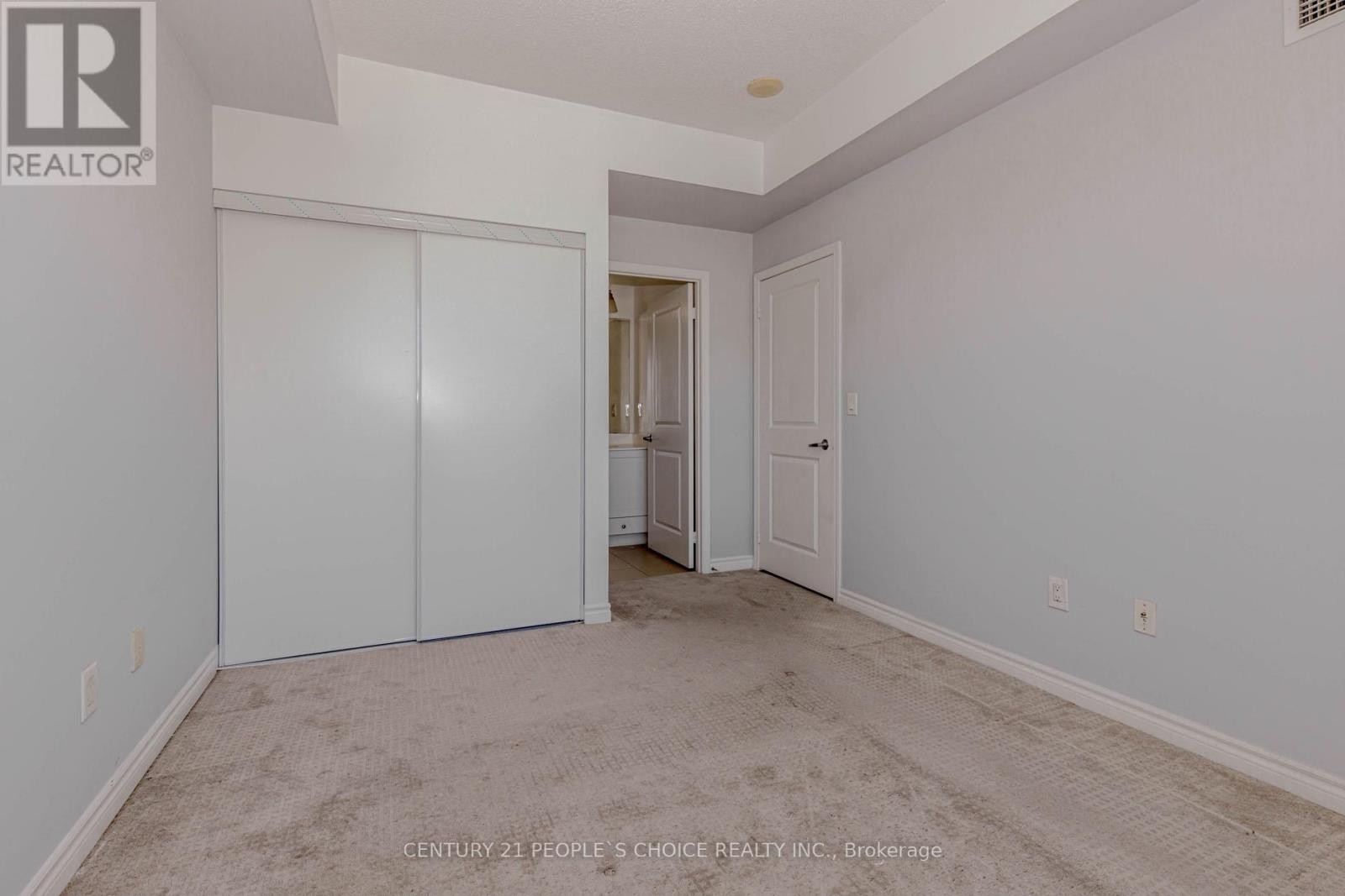 












2904 - 385 PRINCE OF WALES DRIVE

,
Mississauga (City Centre),




Ontario
L5B0C6

