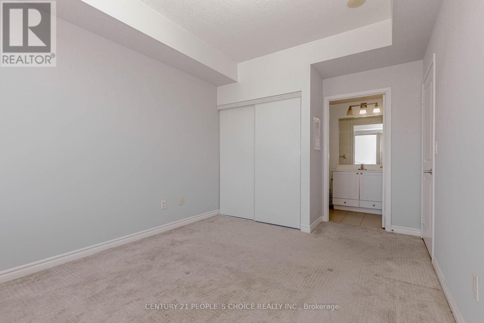 












2904 - 385 PRINCE OF WALES DRIVE

,
Mississauga (City Centre),




Ontario
L5B0C6

