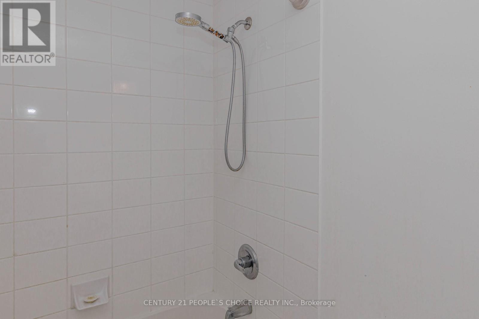 












2904 - 385 PRINCE OF WALES DRIVE

,
Mississauga (City Centre),




Ontario
L5B0C6

