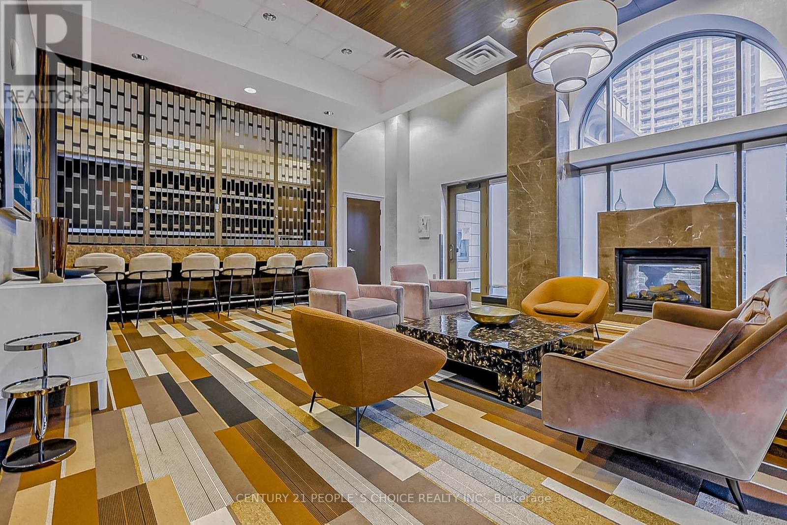 












2904 - 385 PRINCE OF WALES DRIVE

,
Mississauga (City Centre),




Ontario
L5B0C6

