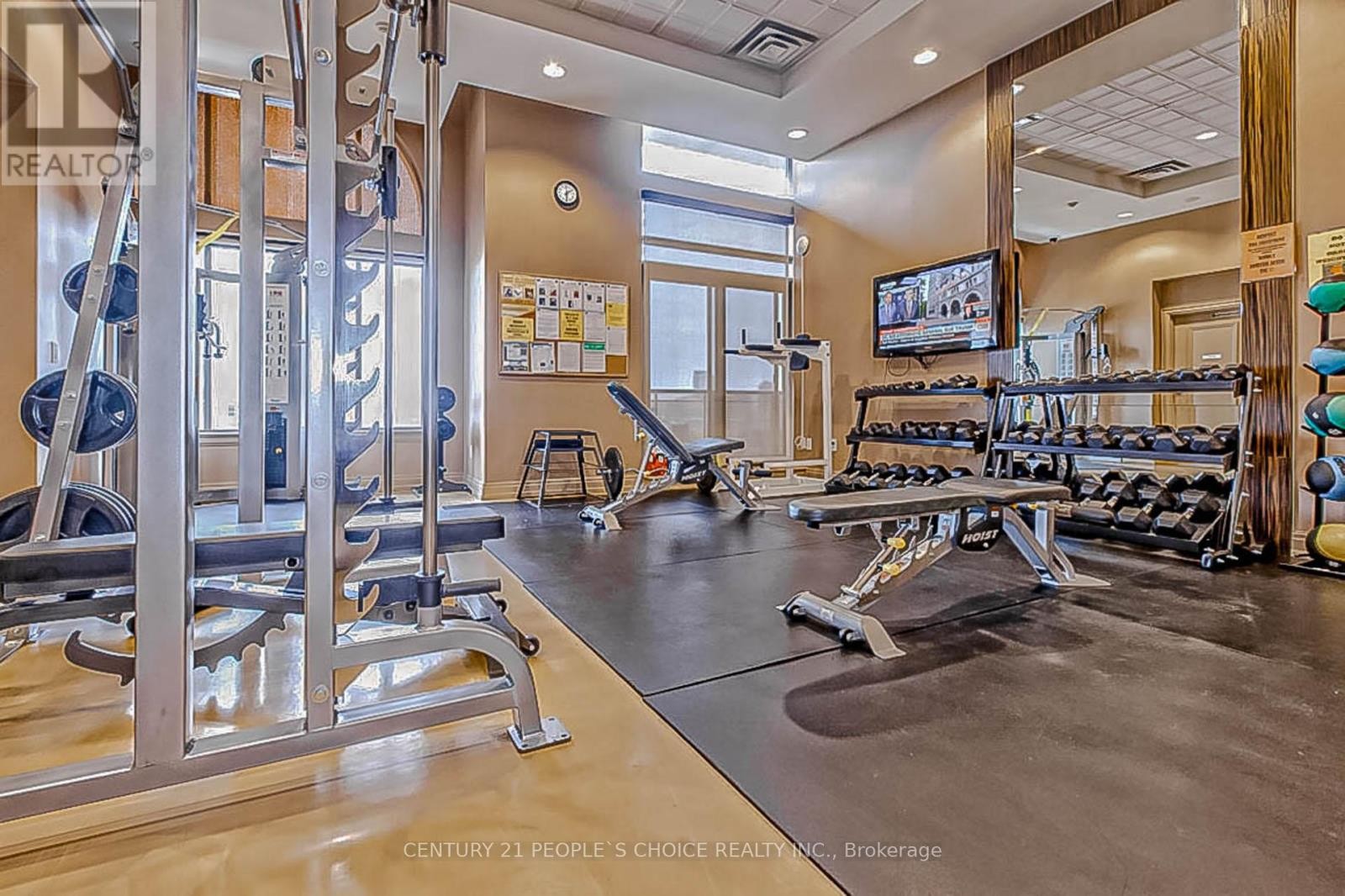 












2904 - 385 PRINCE OF WALES DRIVE

,
Mississauga (City Centre),




Ontario
L5B0C6

