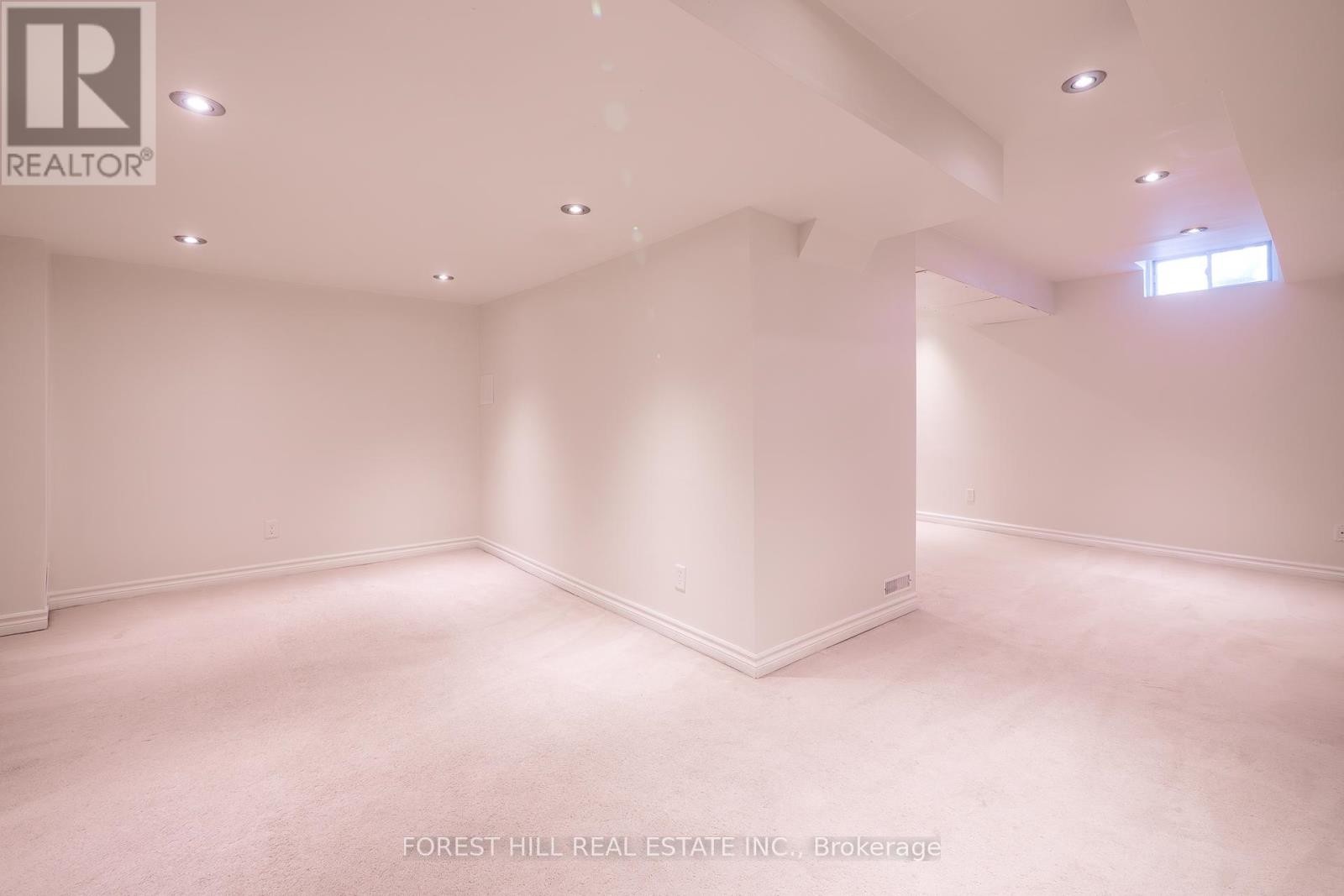 












139 - 5260 MCFARREN BOULEVARD

,
Mississauga (Central Erin Mills),




Ontario
L5M7J1

