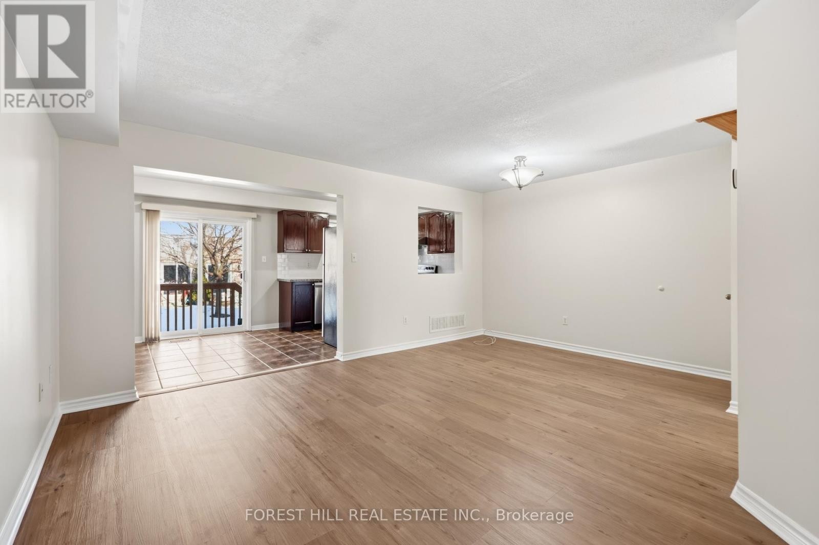 












139 - 5260 MCFARREN BOULEVARD

,
Mississauga (Central Erin Mills),




Ontario
L5M7J1

