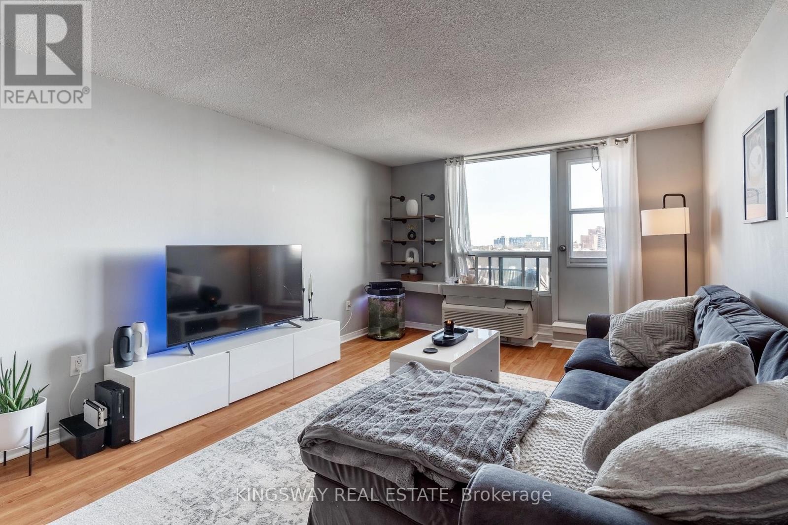 












503 - 6720 GLEN ERIN DRIVE

,
Mississauga (Meadowvale),




Ontario
L5N3K8

