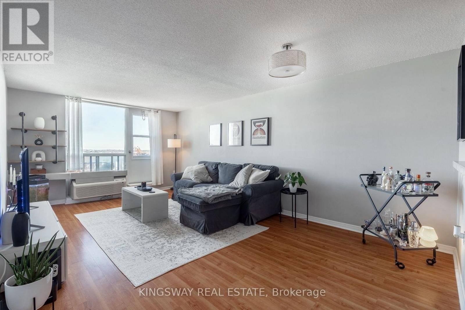 












503 - 6720 GLEN ERIN DRIVE

,
Mississauga (Meadowvale),




Ontario
L5N3K8

