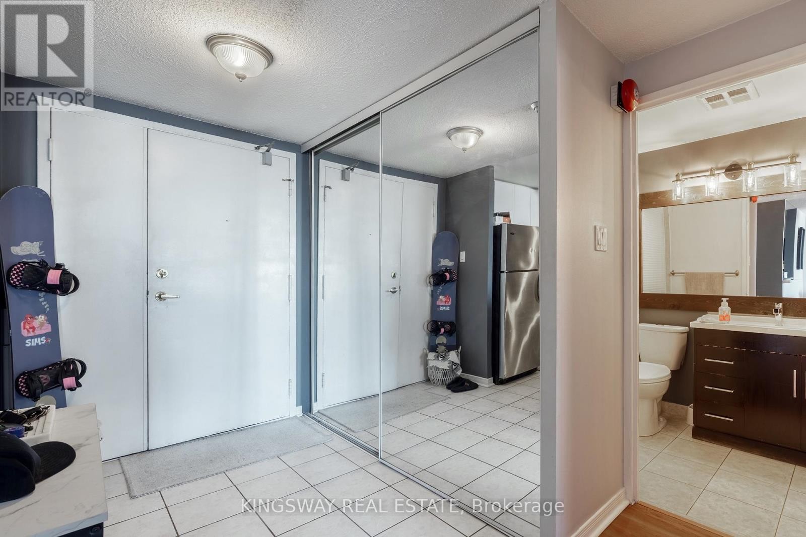 












503 - 6720 GLEN ERIN DRIVE

,
Mississauga (Meadowvale),




Ontario
L5N3K8

