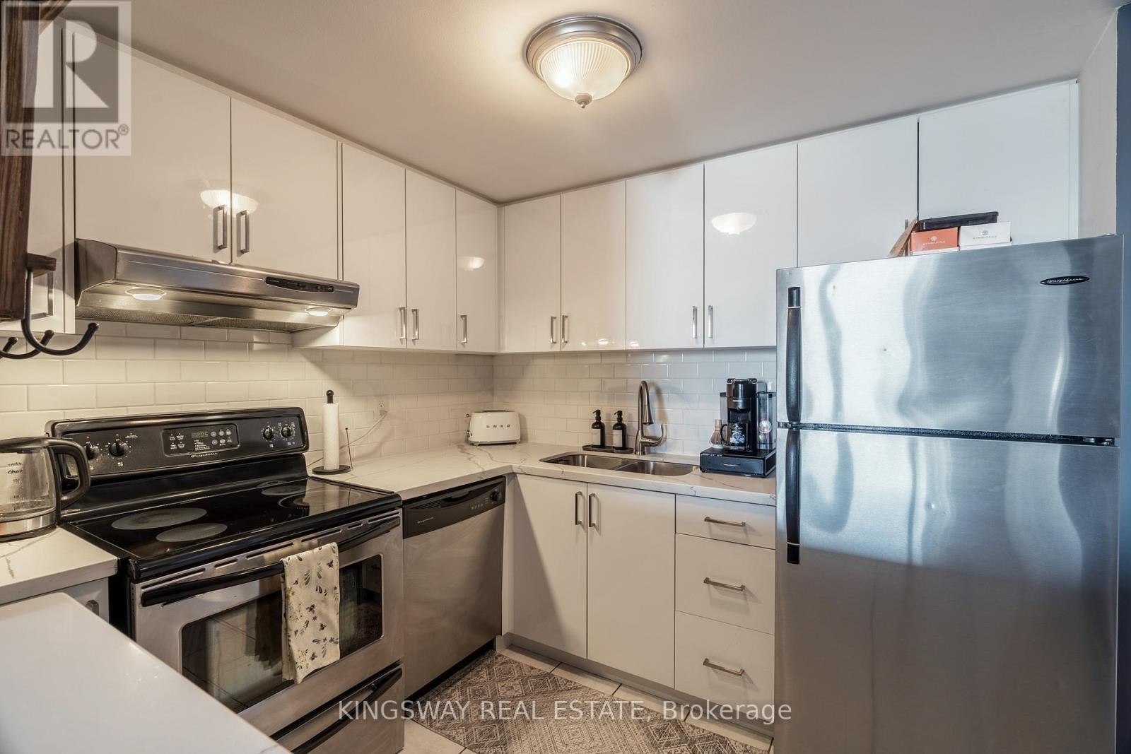 












503 - 6720 GLEN ERIN DRIVE

,
Mississauga (Meadowvale),




Ontario
L5N3K8

