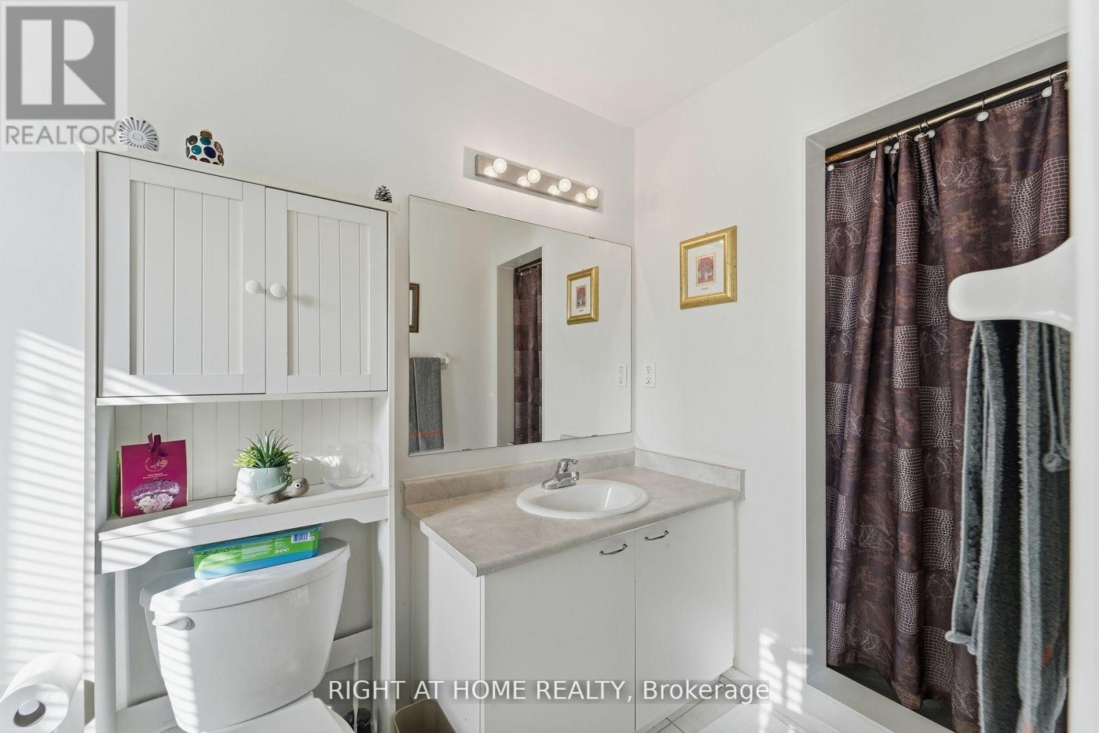 












154 - 7155 MAGISTRATE TERRACE

,
Mississauga (Meadowvale Village),




Ontario
L5W1Y9

