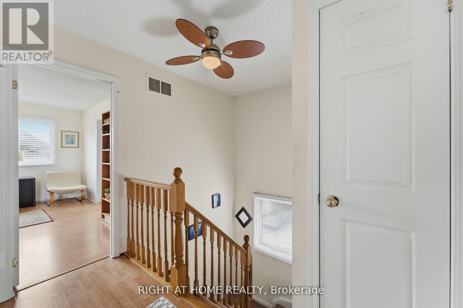 












154 - 7155 MAGISTRATE TERRACE

,
Mississauga (Meadowvale Village),




Ontario
L5W1Y9

